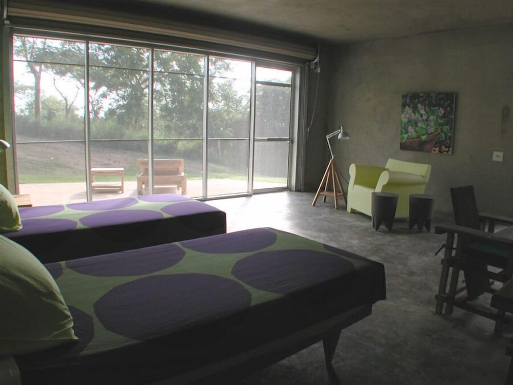 Hix Island House 18/50