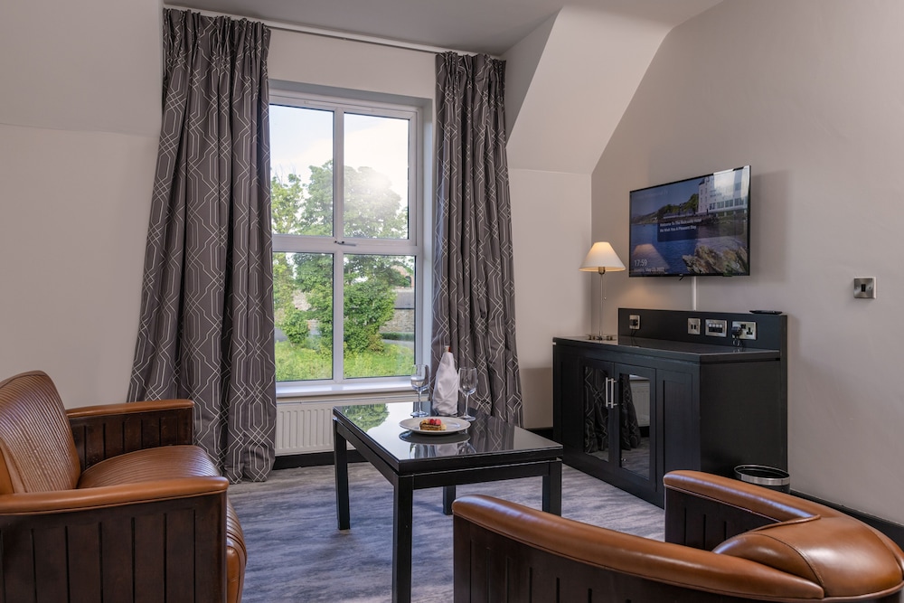 Redcastle Hotel 27/50