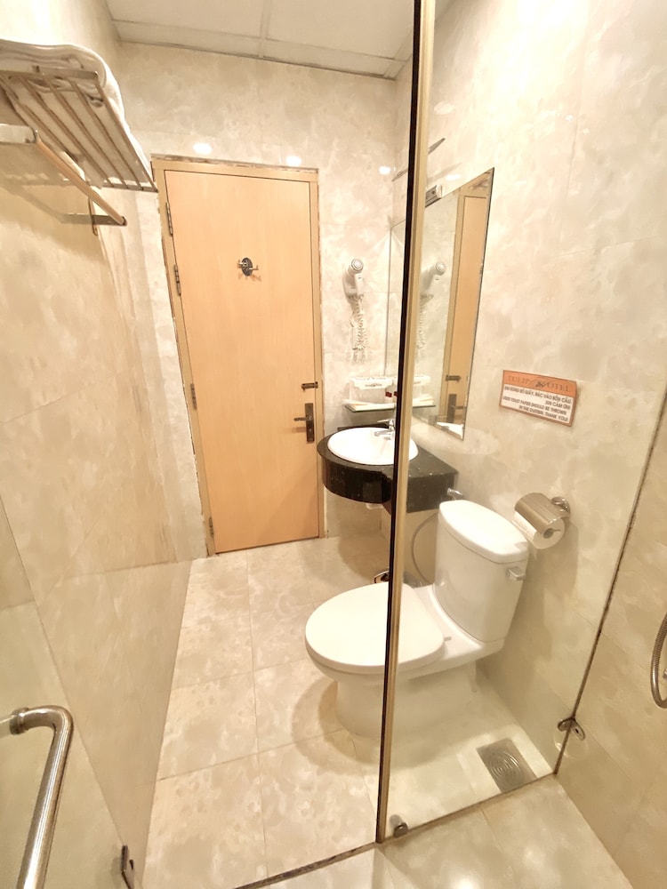 Tulip Hotel 2 31/66