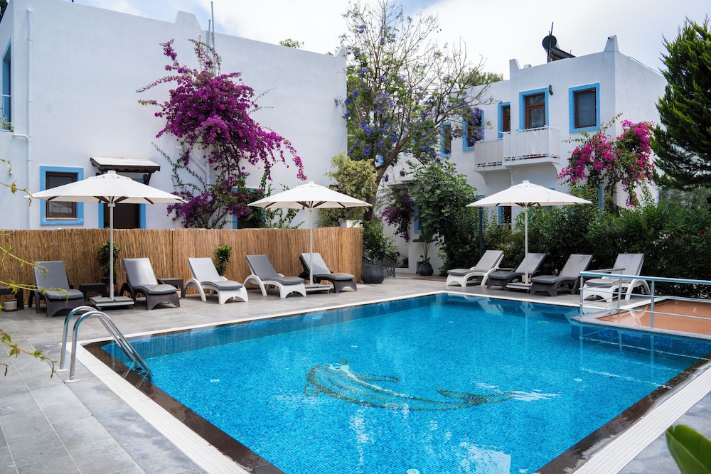 Manuela Hotel 46/50