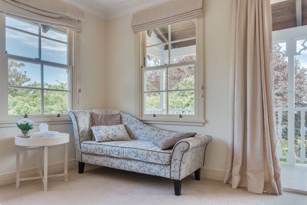 West Wellow Lodge 21/50