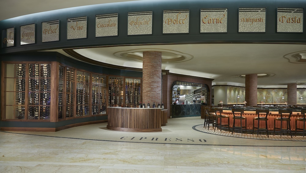 The Guitar Hotel at Seminole Hard Rock Hollywood 8/50