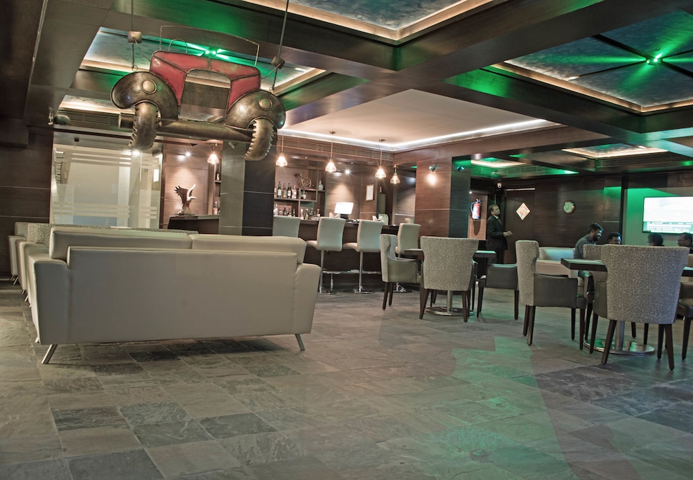Maurya Hotel 60/66
