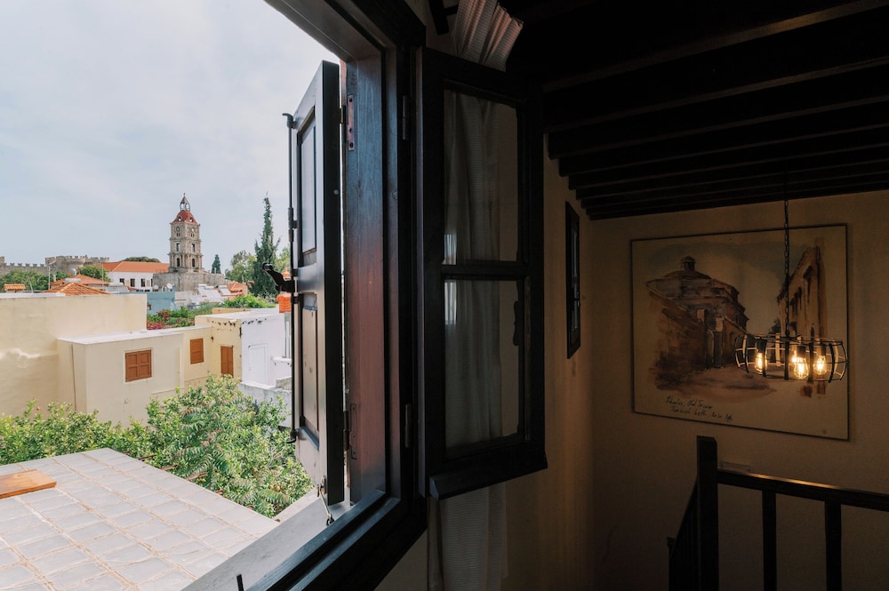 Zacosta Villa 4/50