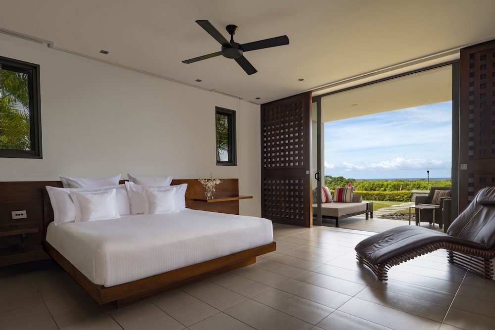 InterContinental Fiji Golf Resort and Spa 16/76