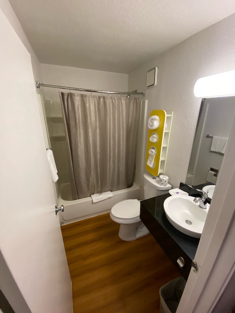 Motel 6 Davis - Sacramento Area 50/58
