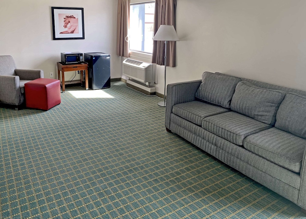 Quality Inn Lexington Horse Park 16/38