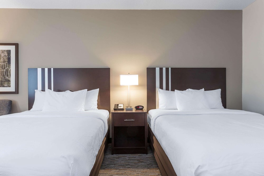 Wingate By Wyndham Gurnee 7/21