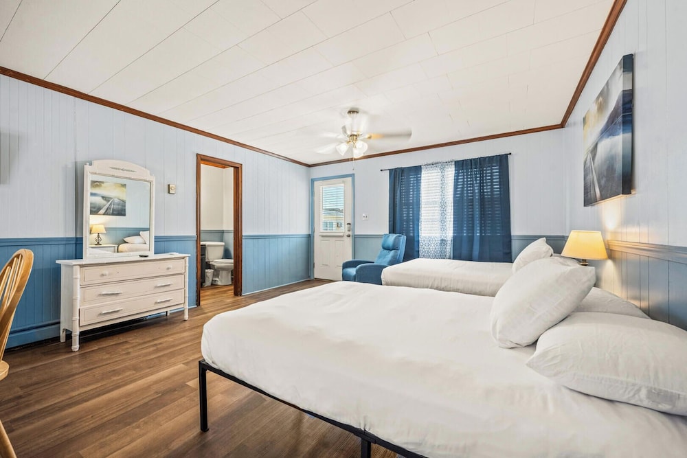 Oceanside Court By Kees Vacations 21/65