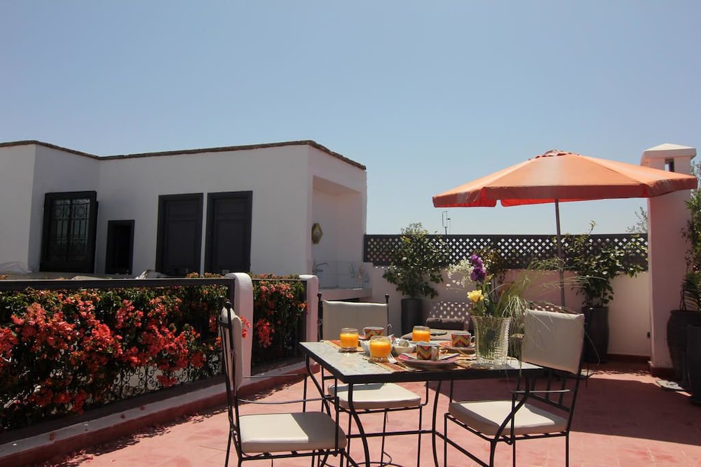 Riad Begonville 10/54