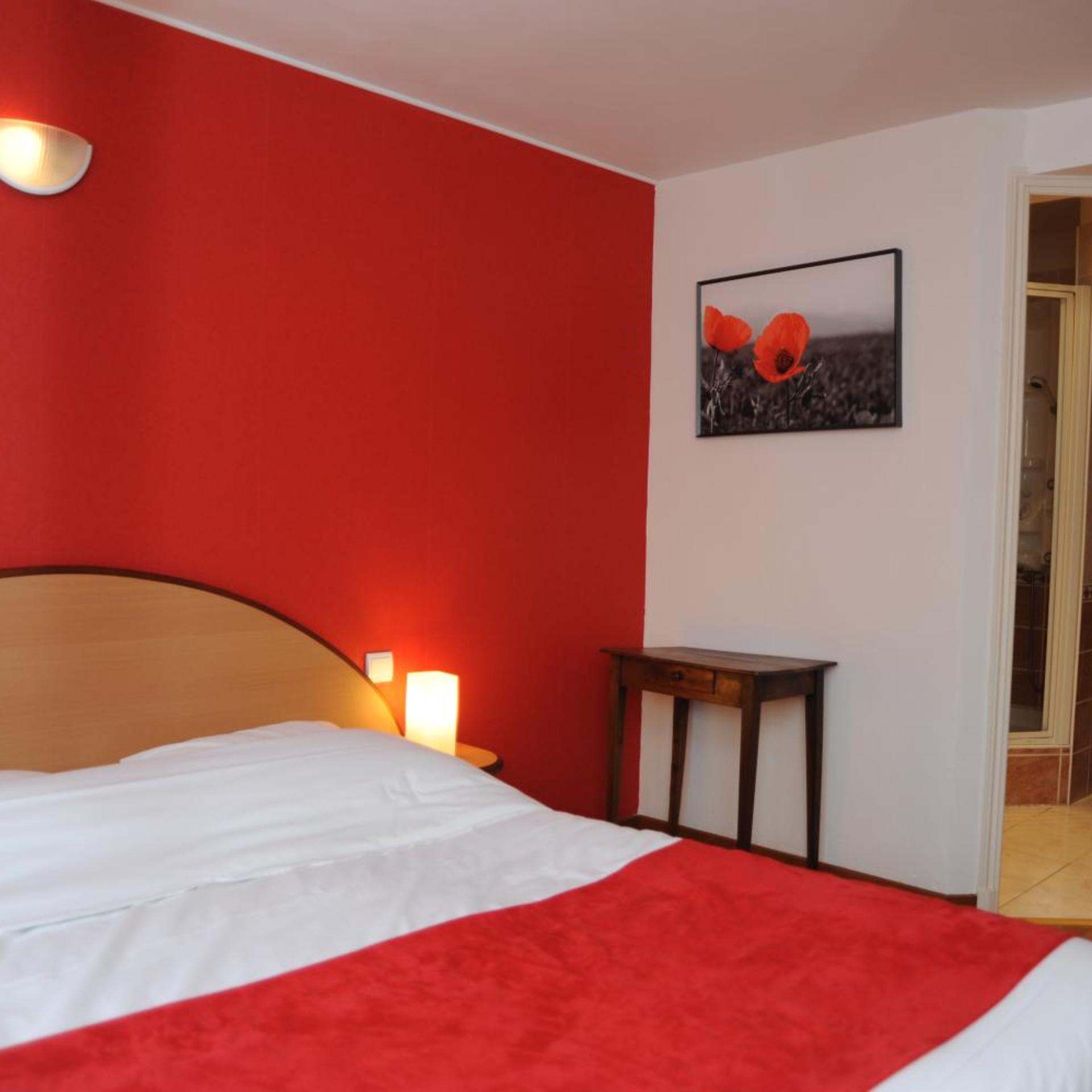 LOGIS HOTEL ECU DE FRANCE 11/45