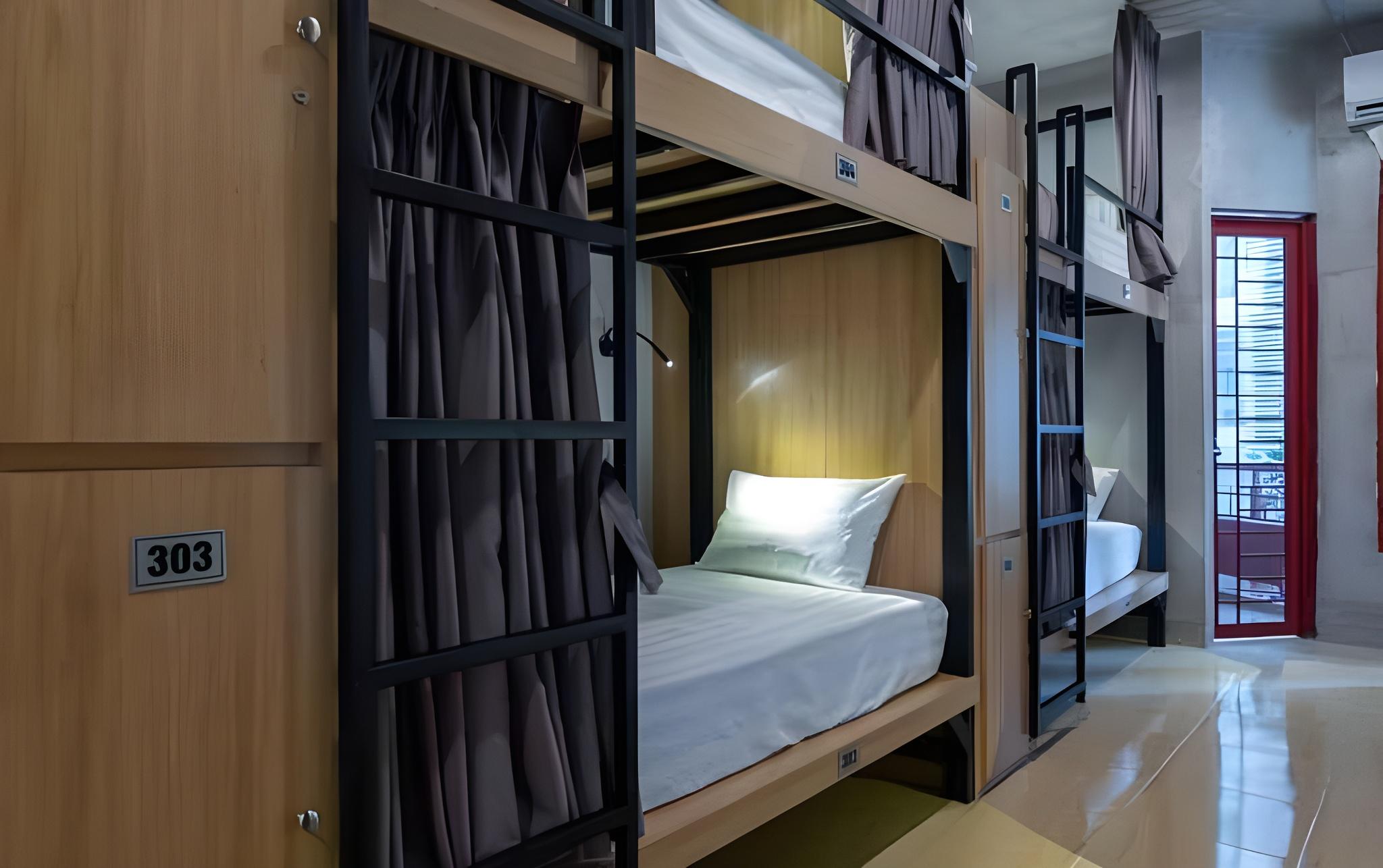 Female Dorm, Female Only, 8 Beds