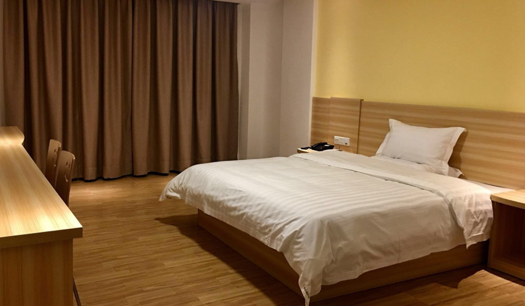 7 Days Inn (Zhuhai Haiquanwan Pingsha) 25/55