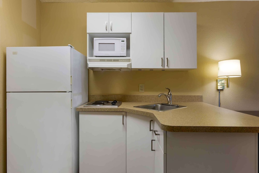 Extended Stay America Phoenix Scottsdale North 35/38