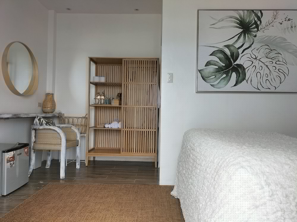 Orange Pearl Beach Resort 46/81