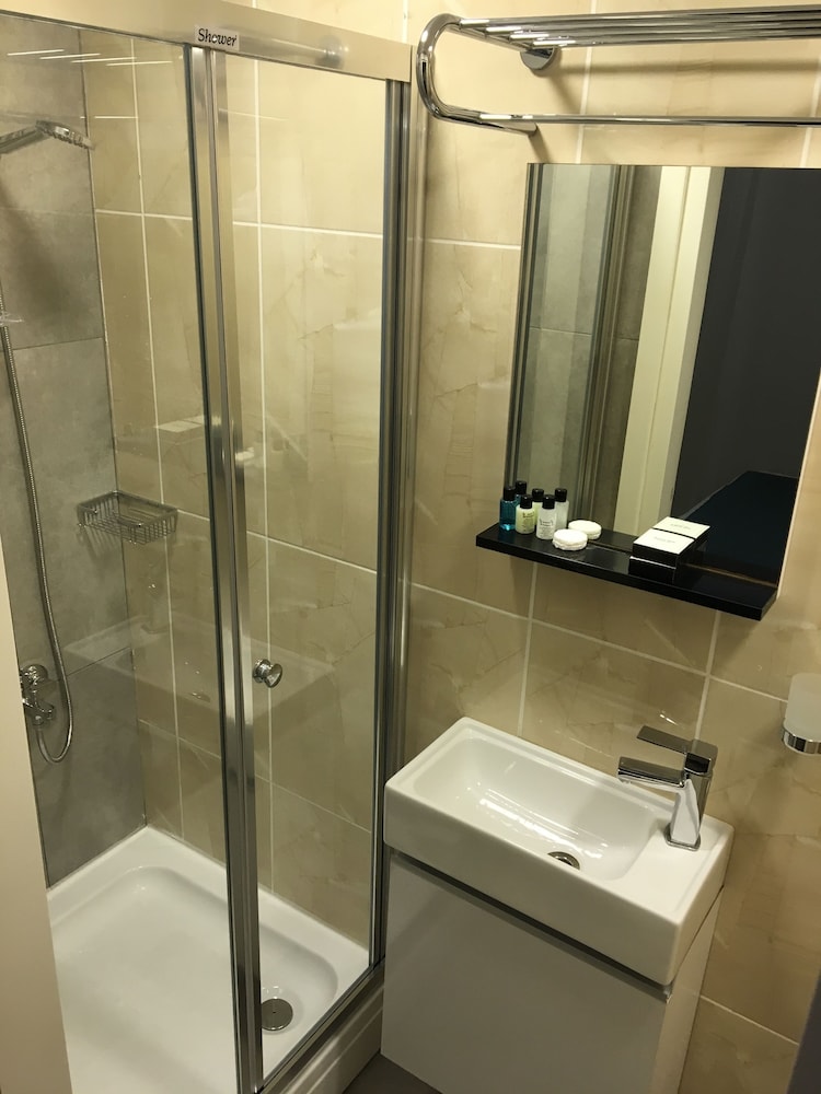 Bon Hotel Old City 49/50