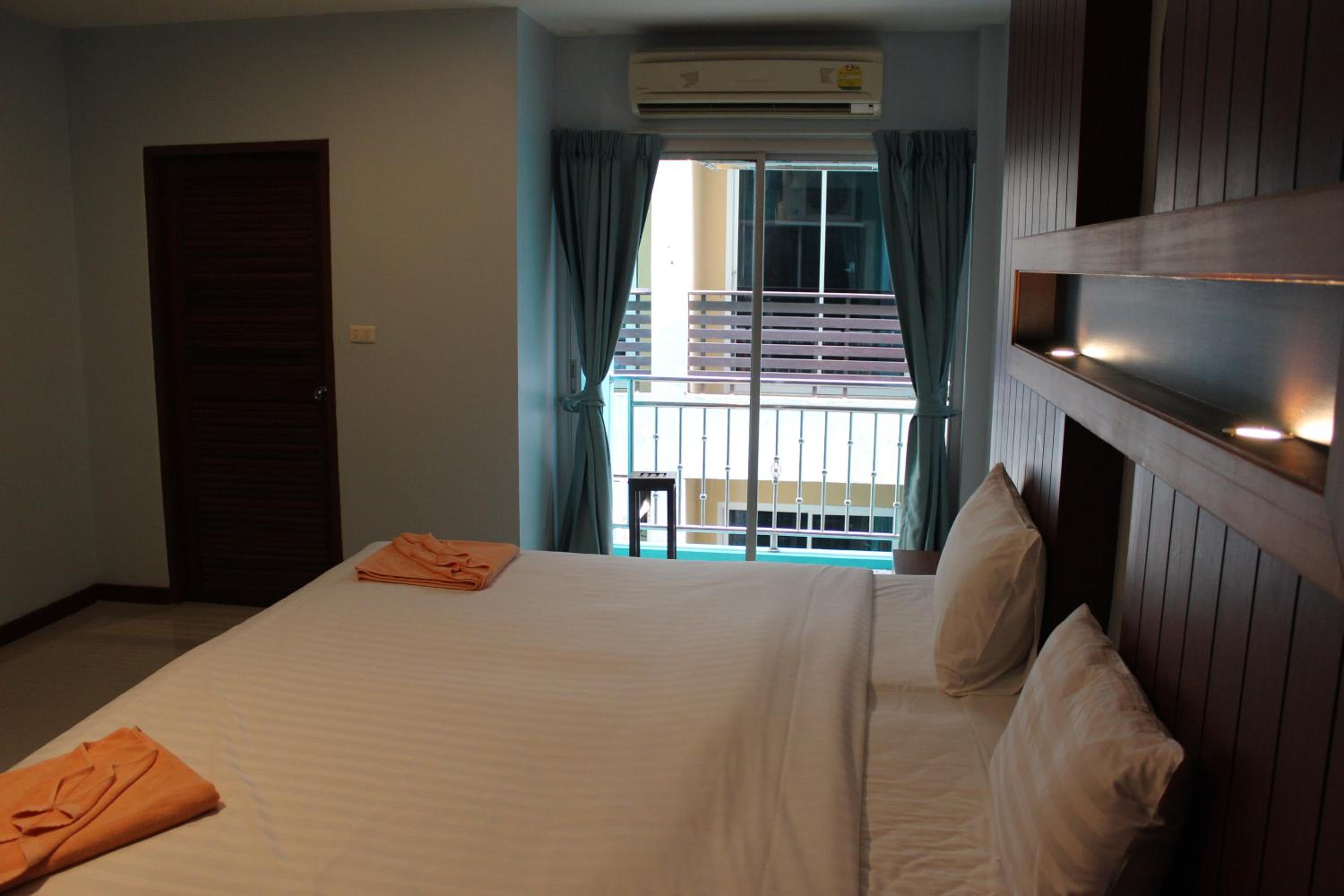 Deva Suites Patong Hotel 7/20