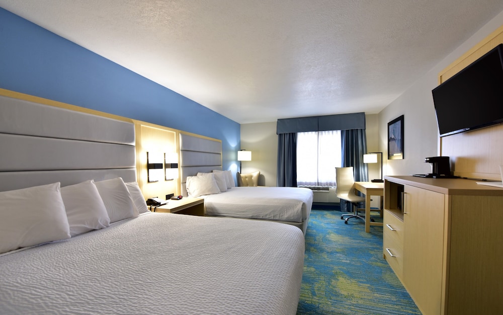 Days Inn By Wyndham Springville 15/44