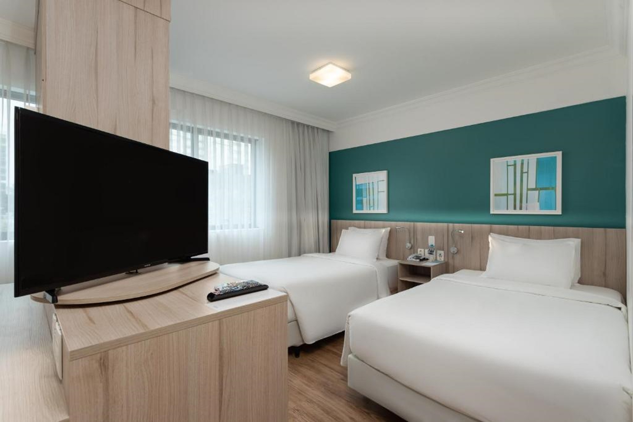 Superior Single 2 Beds