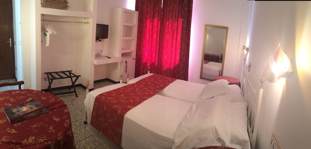 Hotel Eveline Portosole 12/60