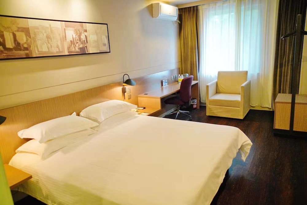 Jinjiang Inn Select Shanghai Expo Dezhou Road 13/33
