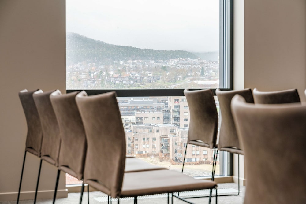 Radisson RED Oslo Okern 34/50