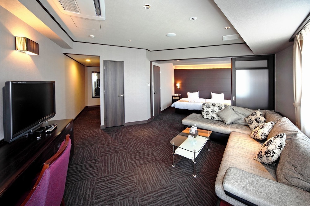 Hotel Sun Plaza Sakai 66/83