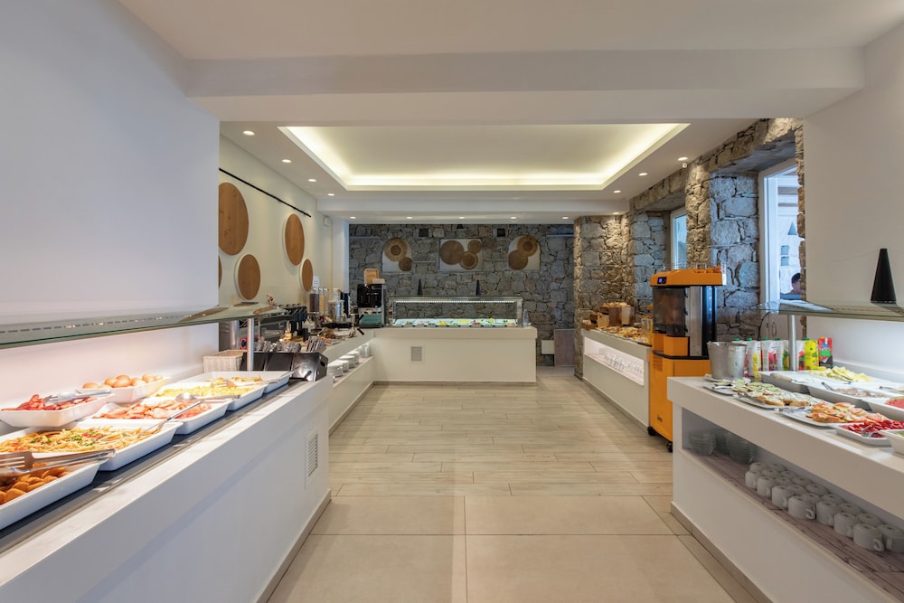 Acrogiali Beach Hotel 6/70