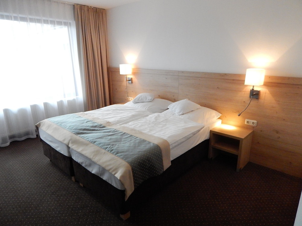 Hotel Zum Alten Forsthaus 5/18