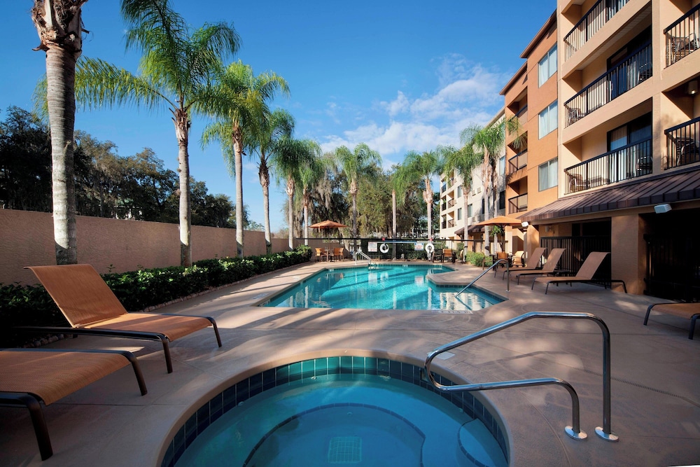 Courtyard By Marriott Orlando East/Ucf Area 45/50
