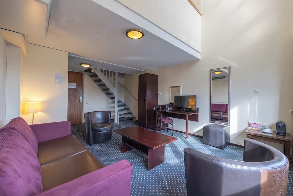 AMRATH GRAND HOTEL DE L EMPEREUR 42/64