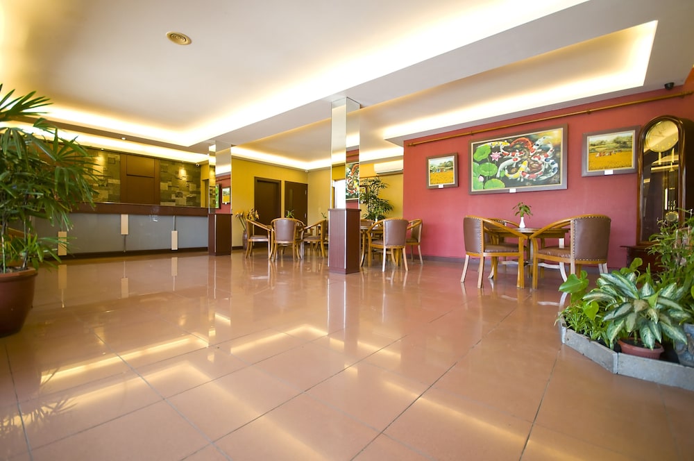MUTIARA HOTEL 6/30