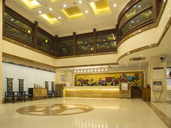 Huamao Hotel 4/23