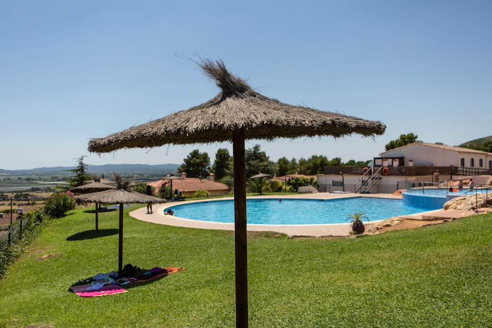 APARTAMENTOS TORREVELLA 29/37