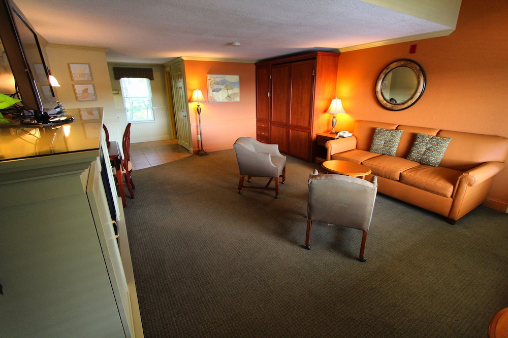 Innseason Resorts Harborwalk 28/50
