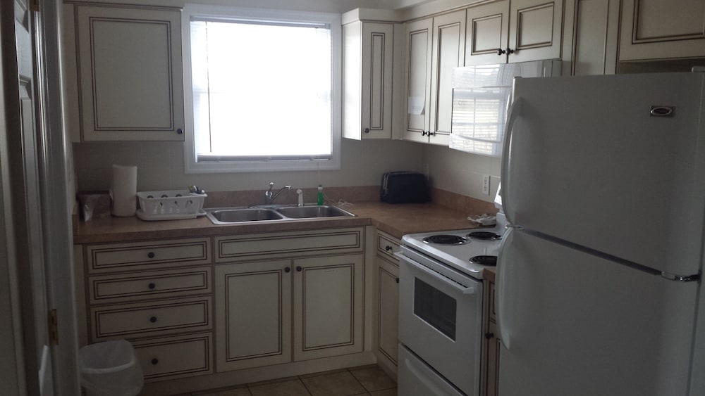 Shore Stay Suites 15/22
