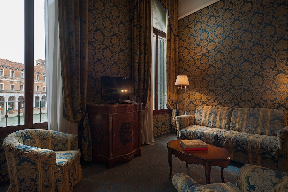 Hotel Al Ponte Antico 27/48
