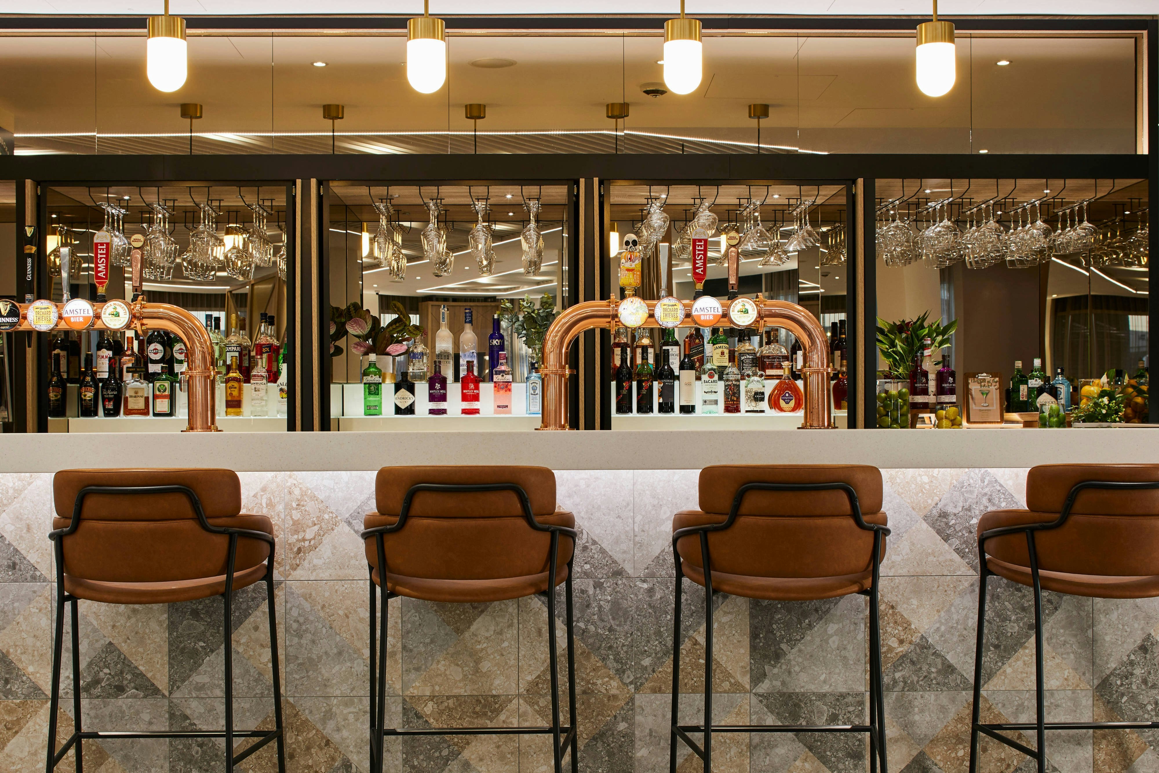 Courtyard by Marriott London City Airport 10/18