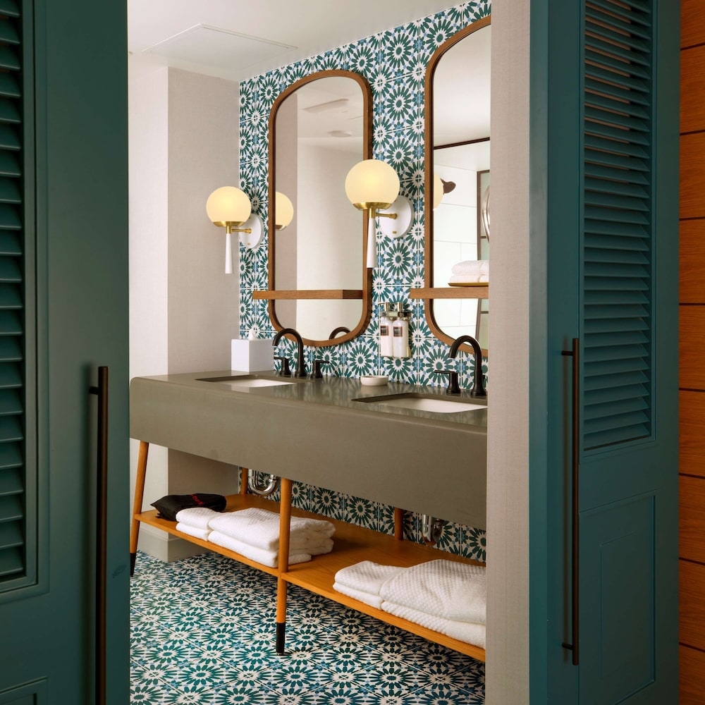 ROOM, 2 QUEEN BEDS, COURTYARD VIEW, ACCESSIBLE