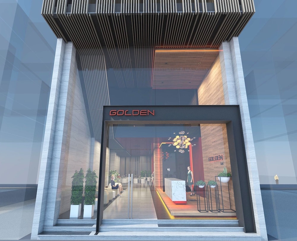 Golden Hotel 29/29