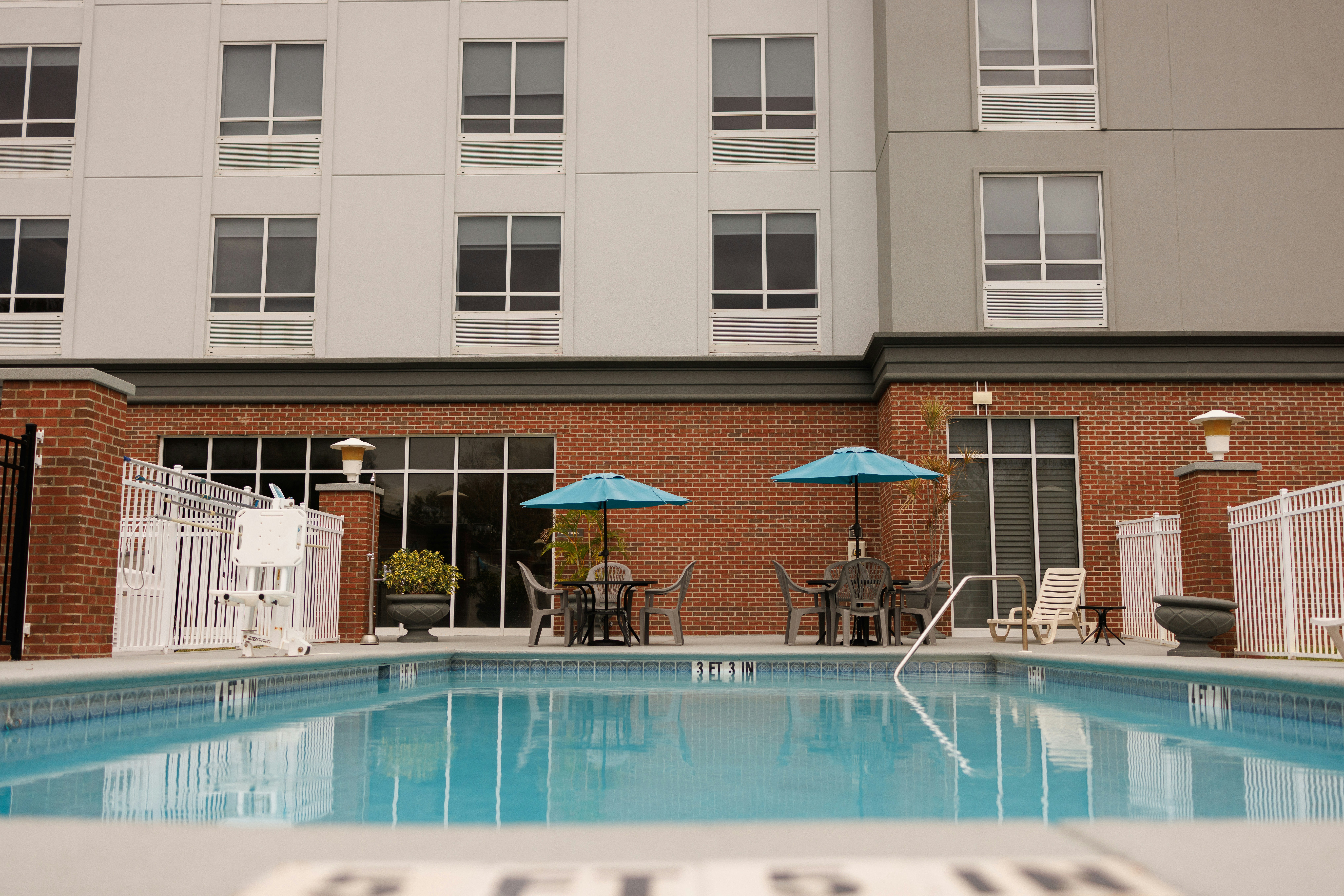 Holiday Inn Winter Haven 4/45