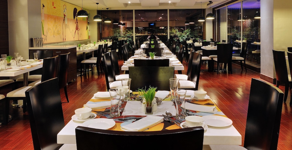 restaurant cafeteria
