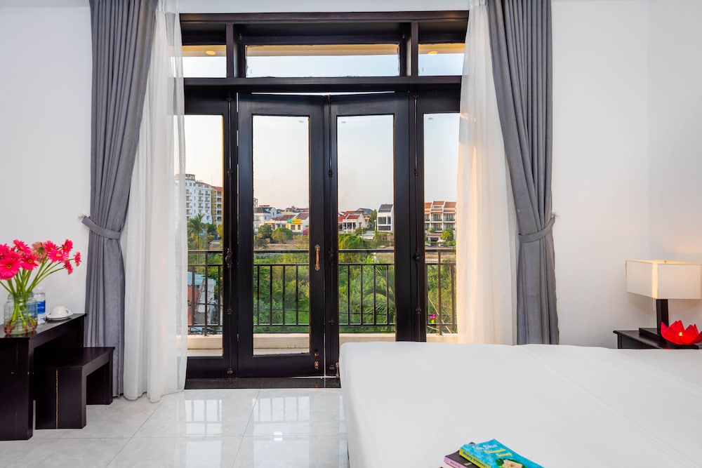 Flamingo Villa Hoi An 11/71