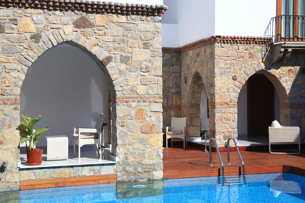 Saraya Bodrum 34/68