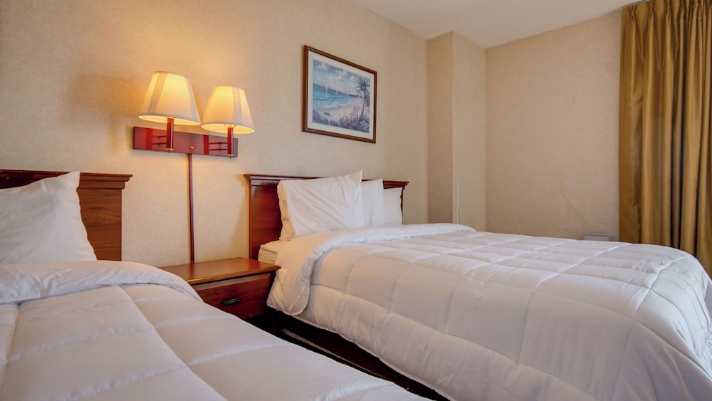 Ocean 1 Hotel and Suites 10/21