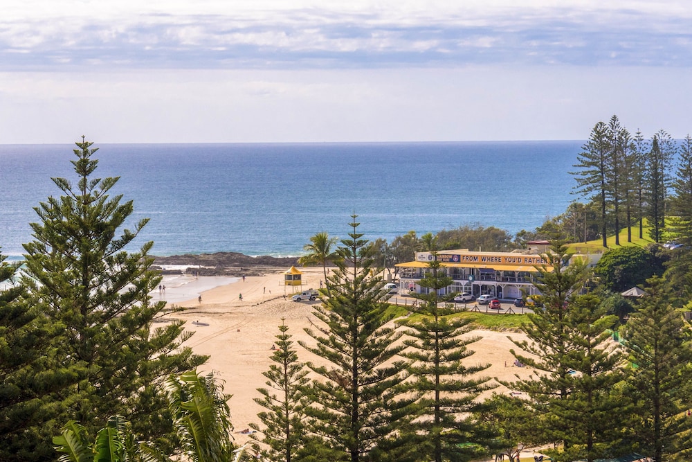 Greenmount Beach Resort 57/62