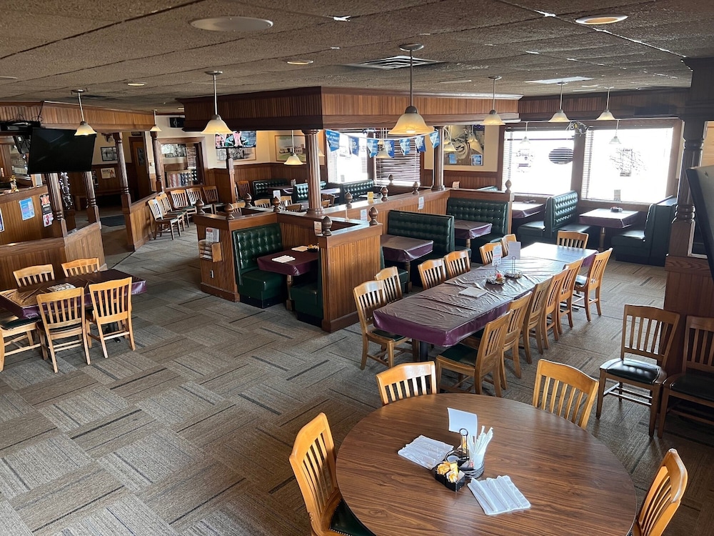 restaurant cafeteria