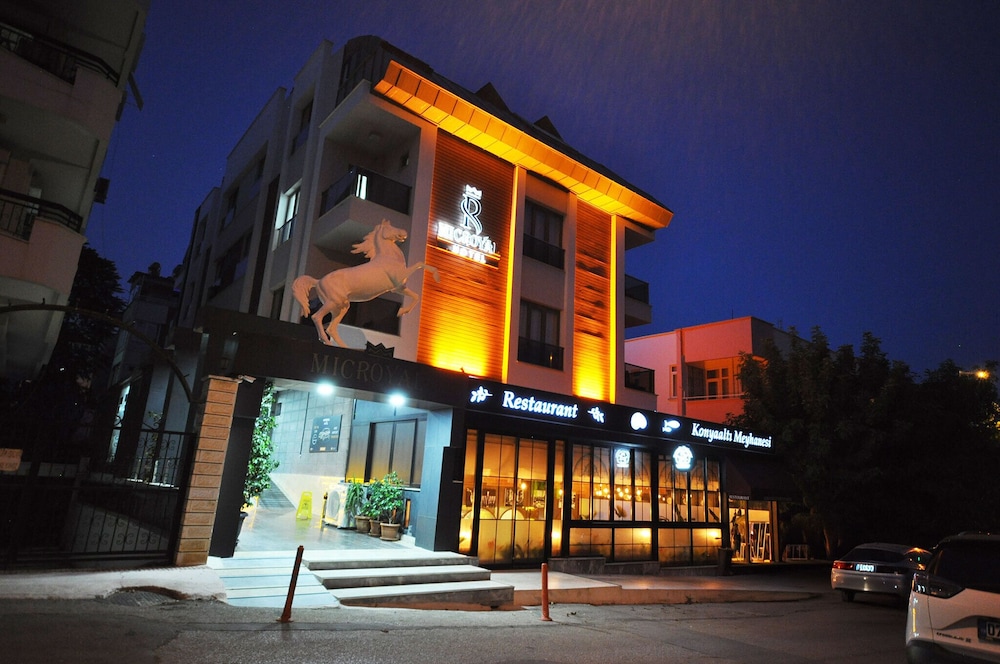 Mic Royal Hotel 2/50