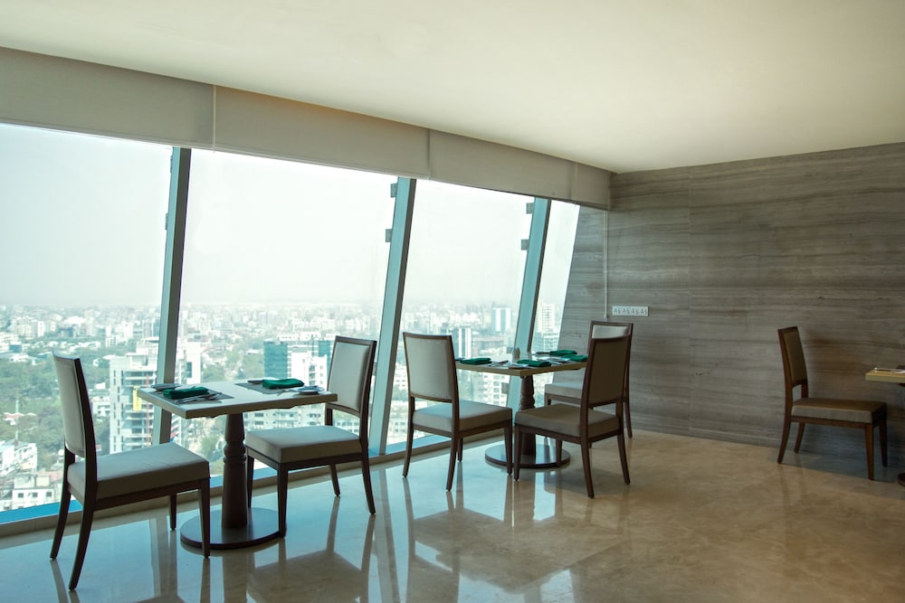 Crowne Plaza Dhaka (Ex Doreen Hotel and Resorts) 44/57