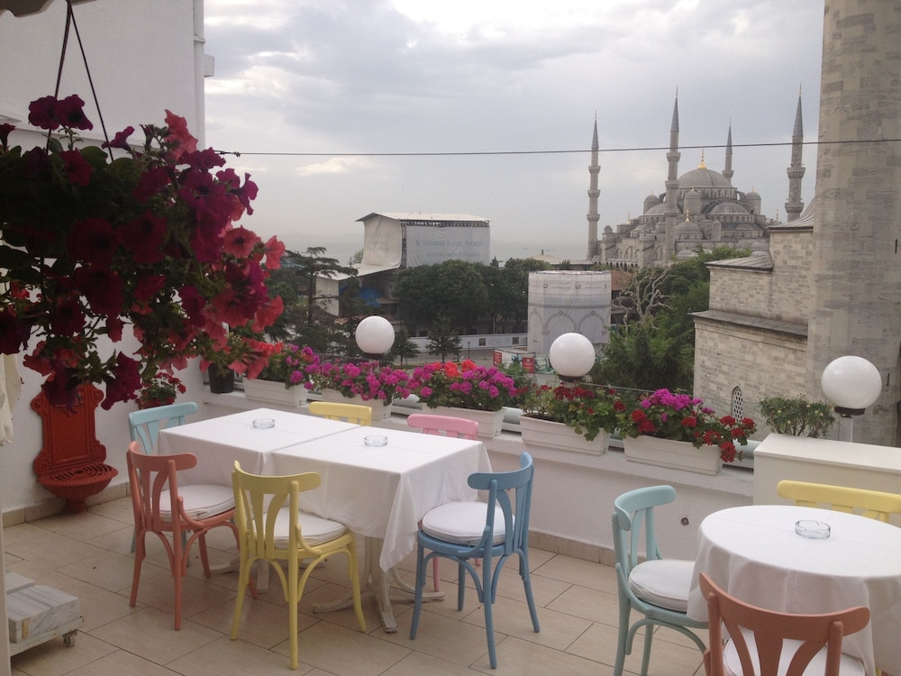 Sultanahmet Hotel 24/50